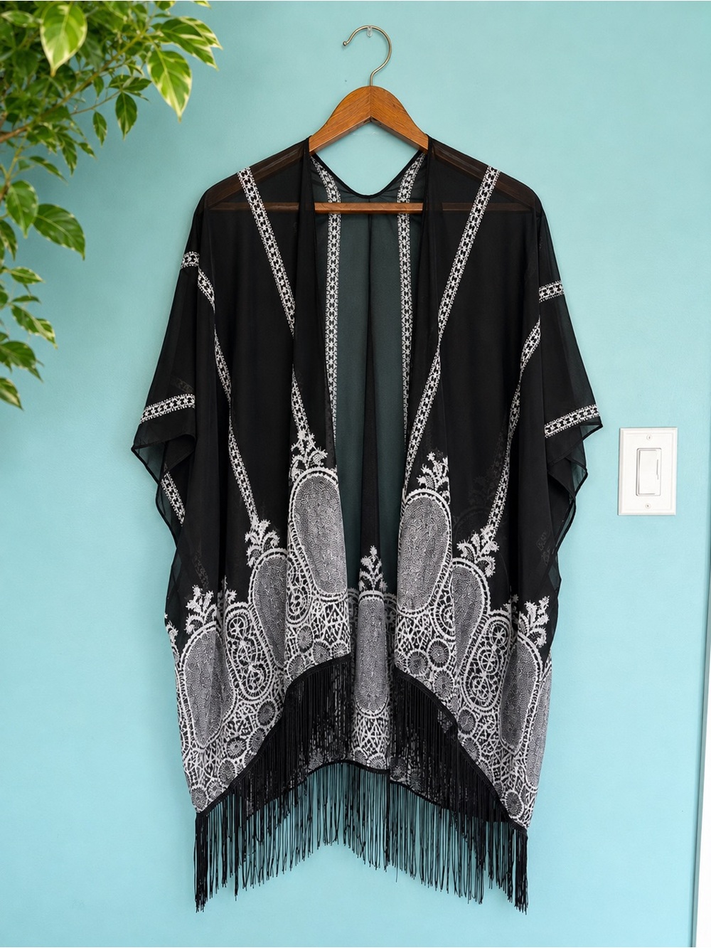 NWT Cruise Club Black White Lace Print Fringe Kimono Cover Up One Size